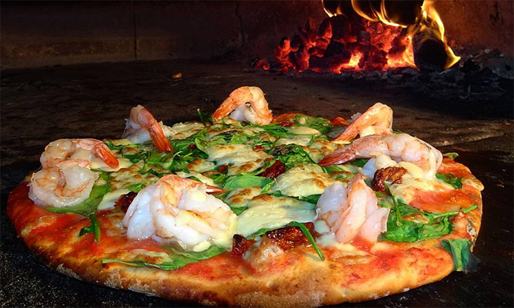 carmelos-wood-fired-pizza seafood prawn pizza
