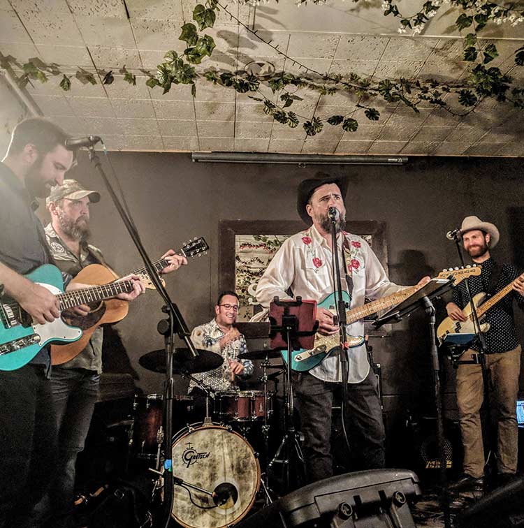 Edinburgh-Castle-Hotel-Live-Performance-Act Edinburgh-Castle-Hotel-Live-Performance-Act