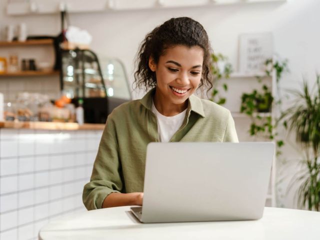 working-from-cafe-1536x1025
